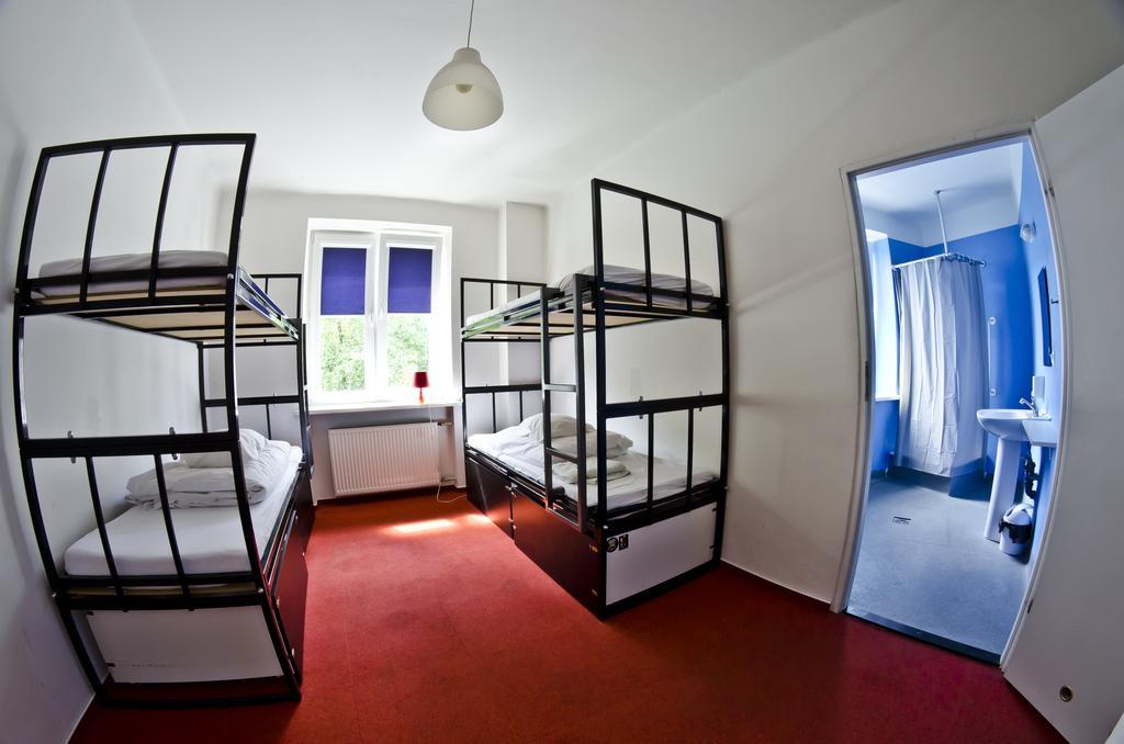 Wilson Hostel Warszawa Buitenkant foto