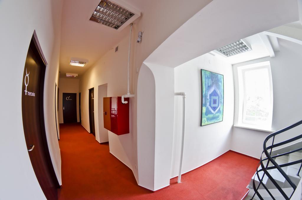 Wilson Hostel Warszawa Buitenkant foto